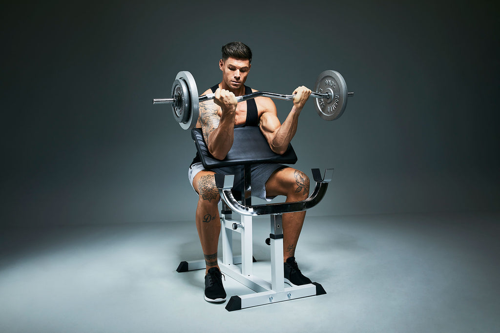 Regulējams Scott sols bicepsa treniņam, balts/melns