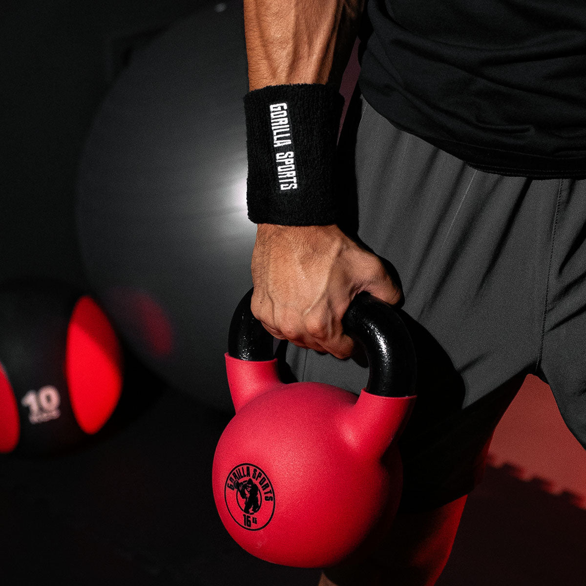 Sviedru lentes plaukstas atbalstam kettlebell treniņiem